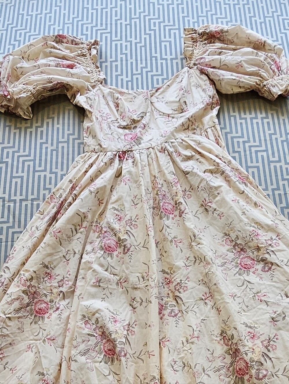 Selkie The Renaissance Girl Ritz Dress - Picture 3 of 4